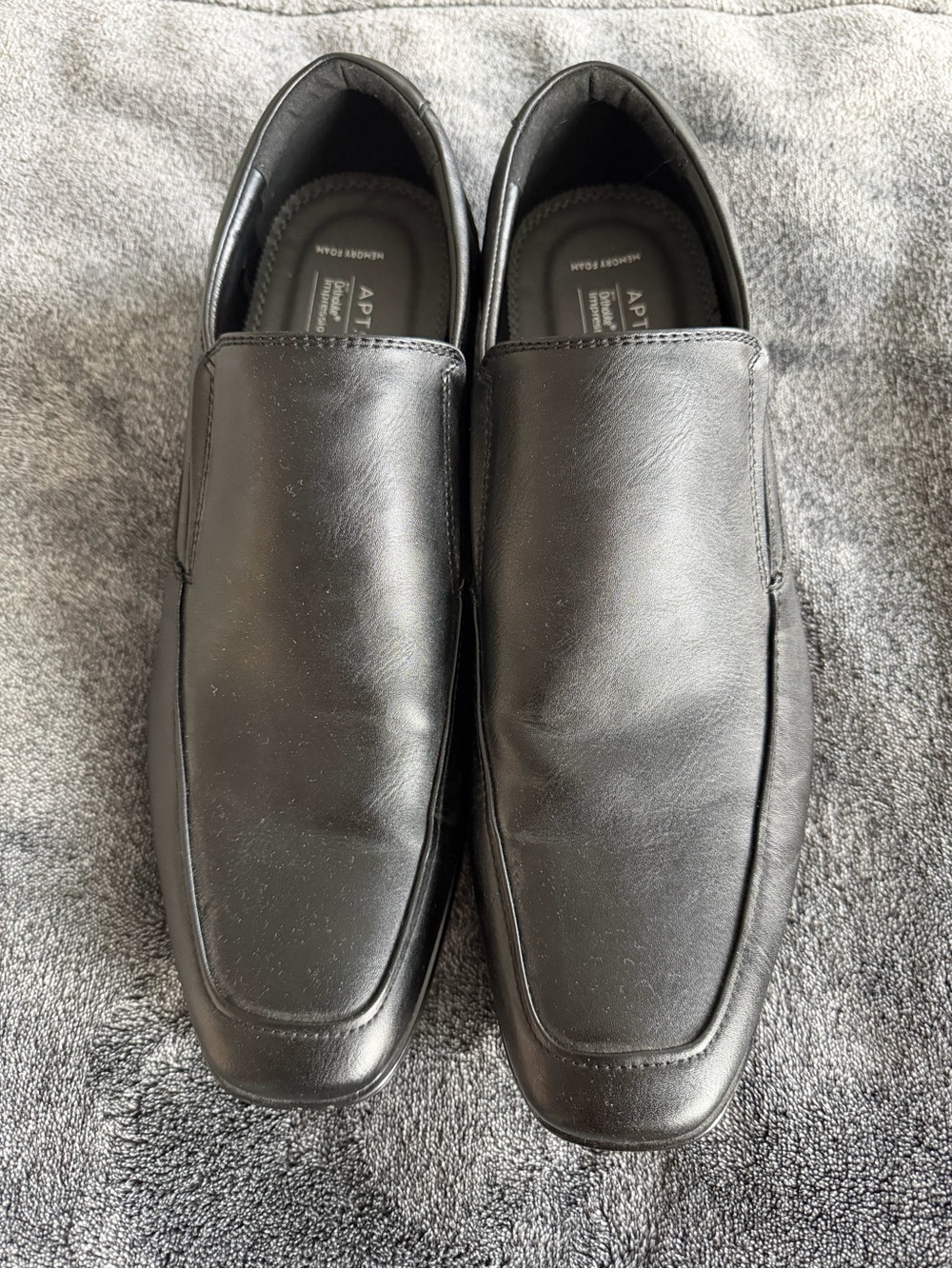 Apt. 9 Men's Black Leather Slip-On Loafers - Smooth Finish